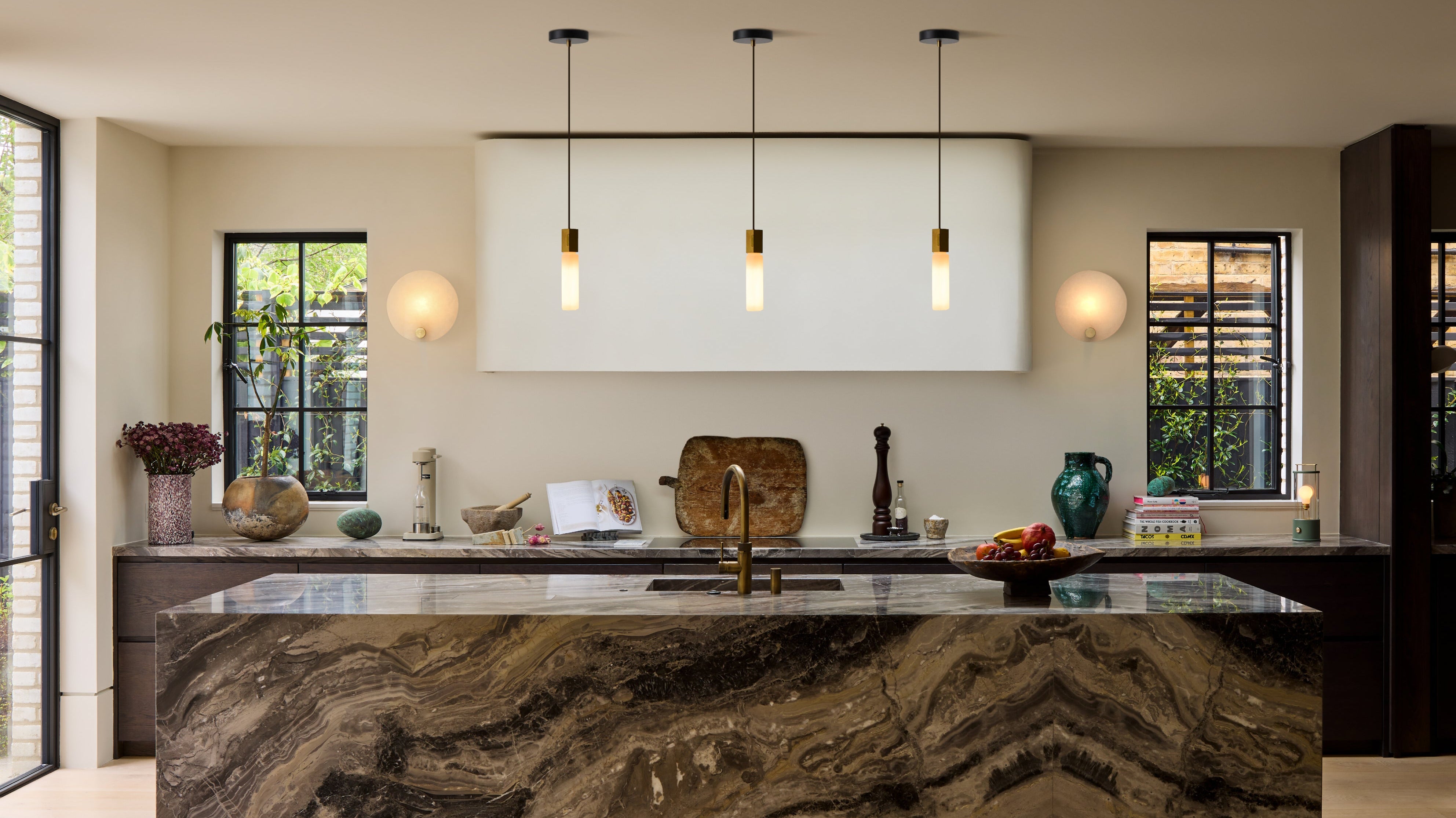 How To Choose The Perfect Kitchen Lighting