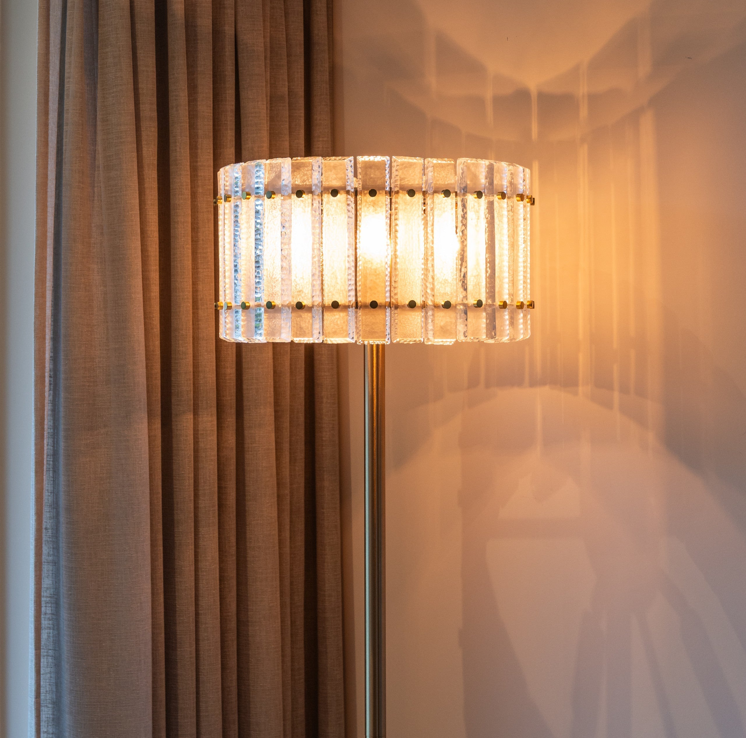 Floor lamp Feline brass antique by Richmond Interiors